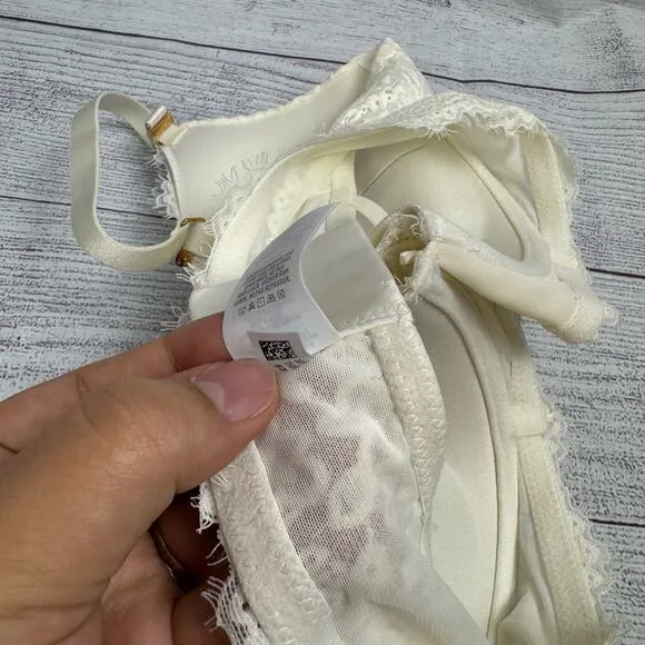 Aerie Real Power White Plunge Push Up Eyelash Lace Bra Size 34D