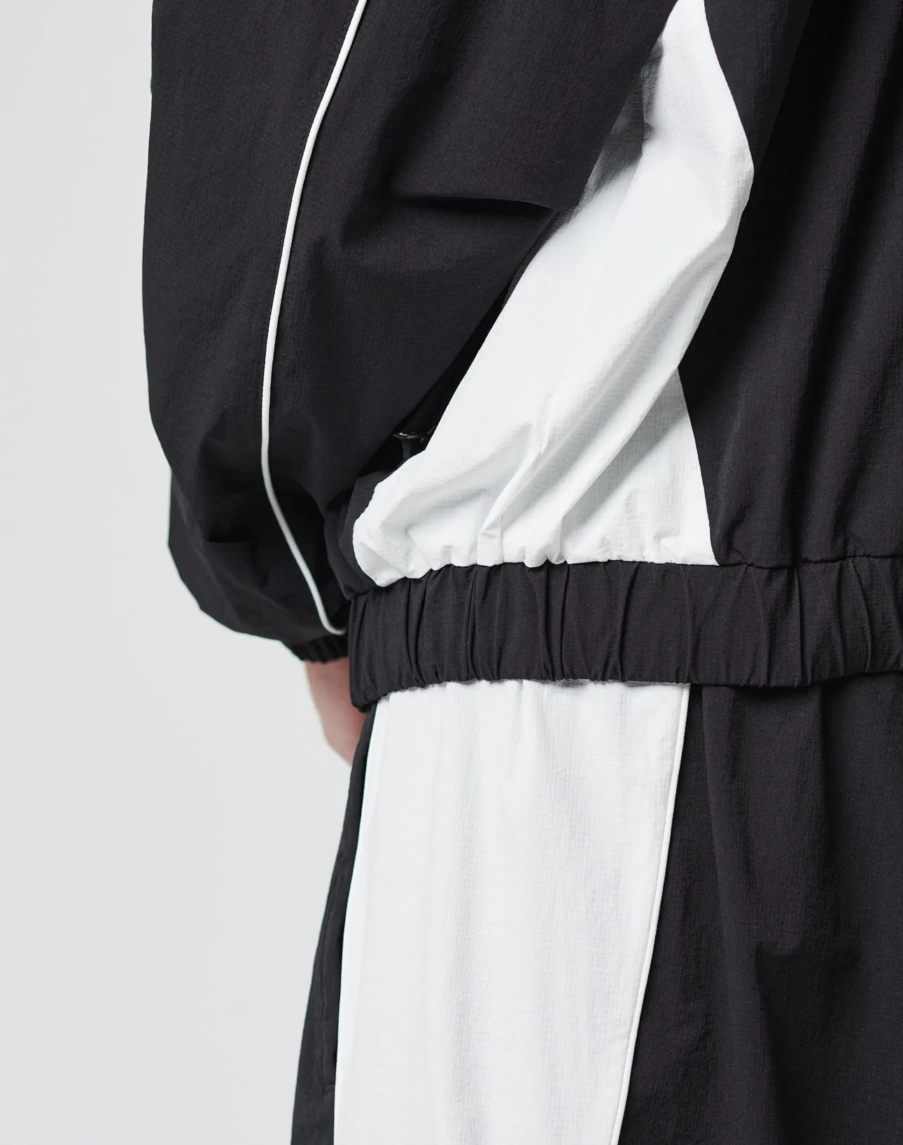 Basic Nylon Trackjacket