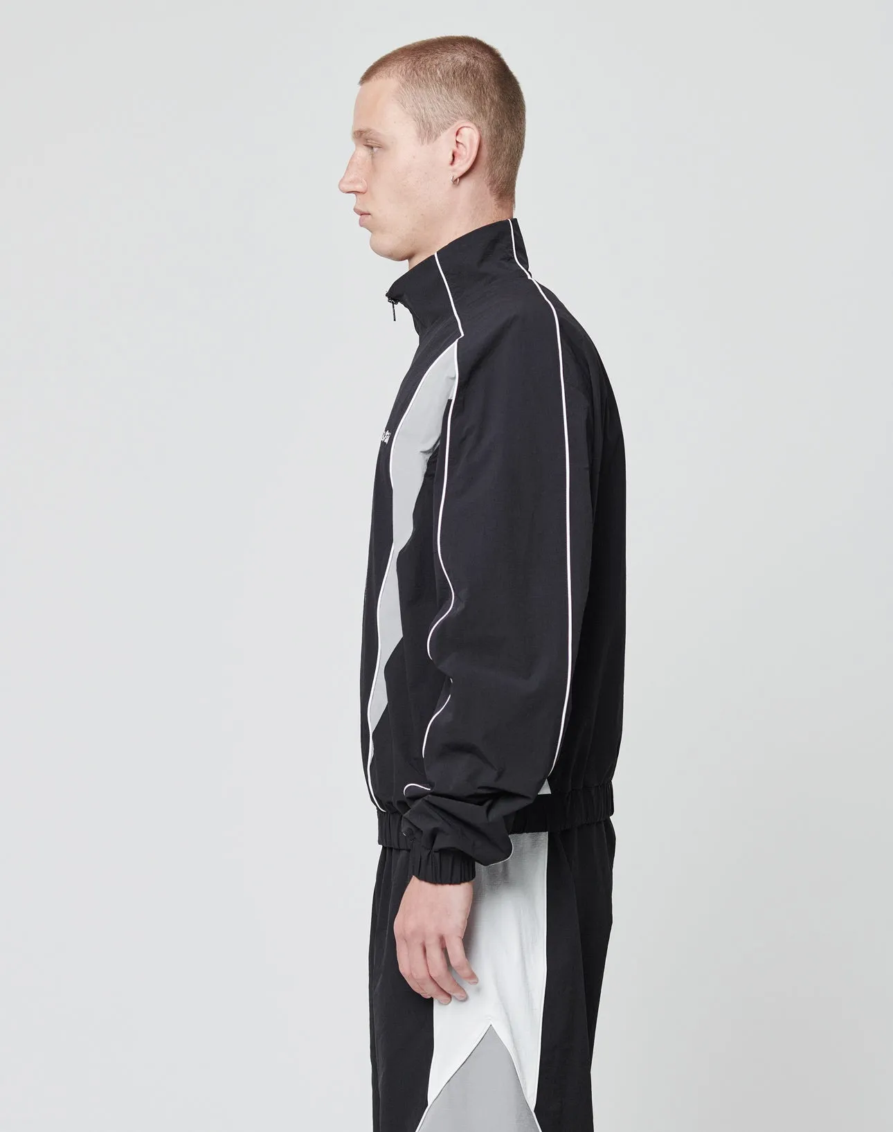 Basic Nylon Trackjacket