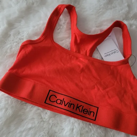 ❤️‍🔥CALVIN KLEIN BRAND NEW BRALETTE AND BIKINI SET SIZE S