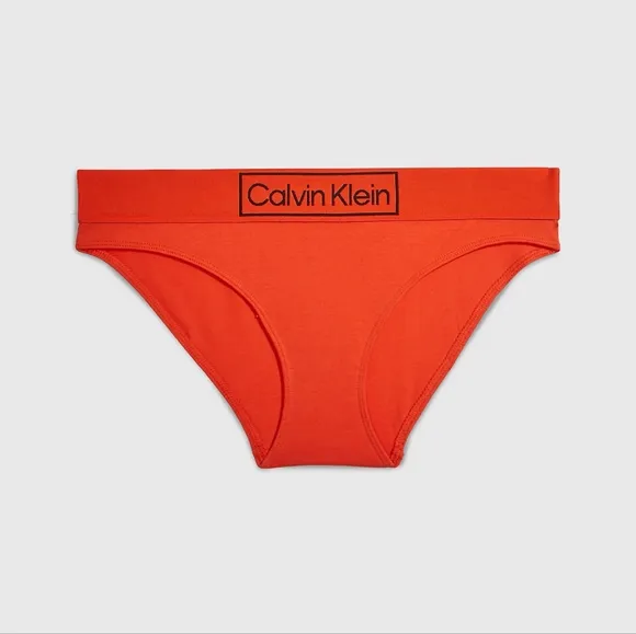 ❤️‍🔥CALVIN KLEIN BRAND NEW BRALETTE AND BIKINI SET SIZE S