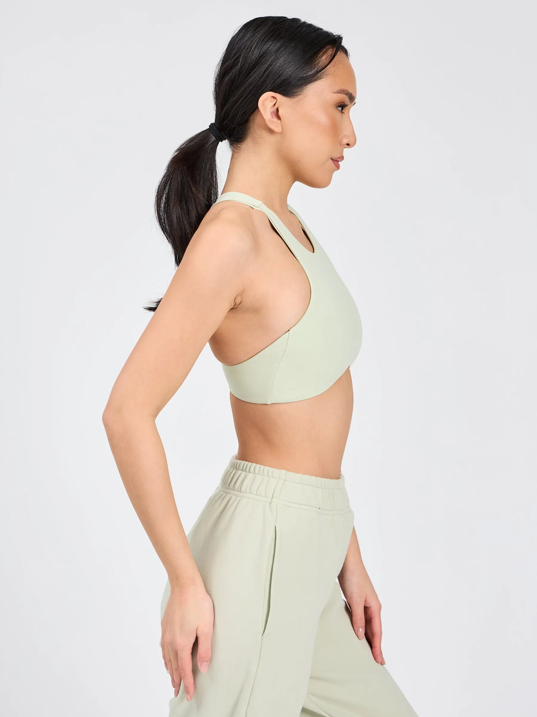 Curve Sports Bra - Pistachio
