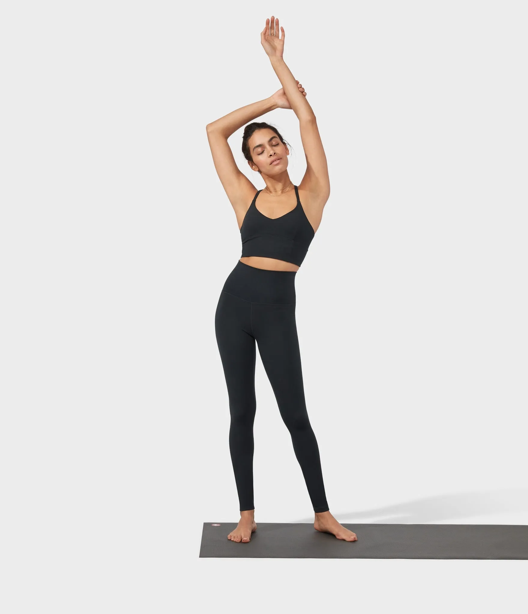 Manduka Apparel - Women's Foundation Legging - High Rise 7/8 W/Media Pocket - Black