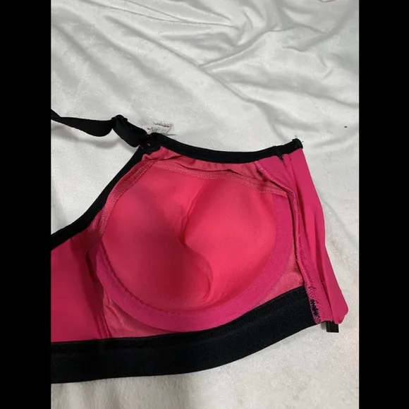 NEW‎ $72 Wacaol Zip Front Underwire Sports Bra 30D