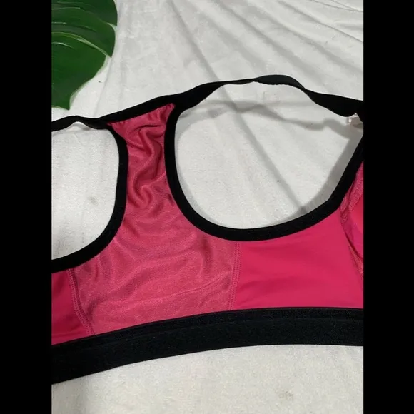 NEW‎ $72 Wacaol Zip Front Underwire Sports Bra 30D