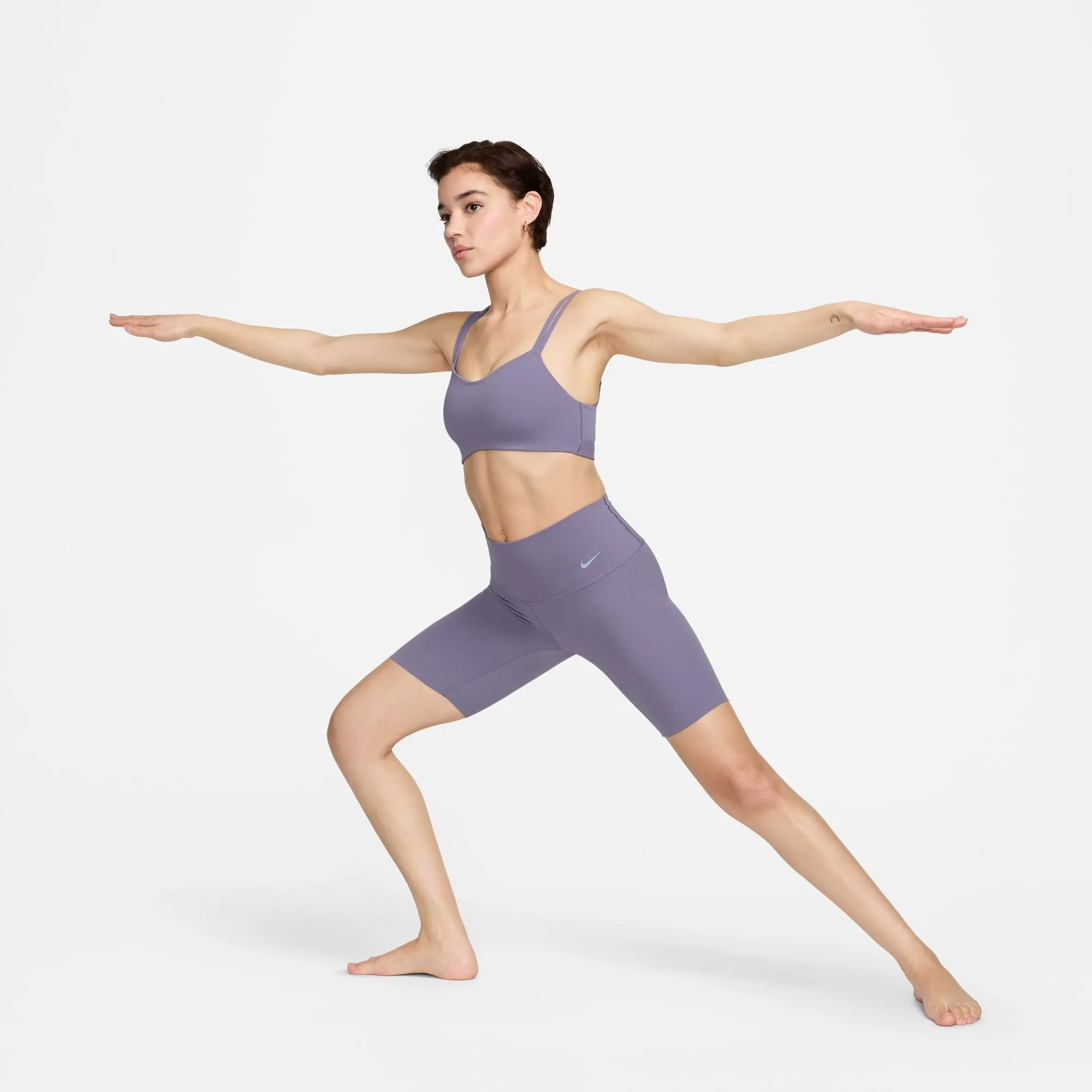 Nike - Alate Trace - Light-Support Padded Strappy Sports Bra - Femme