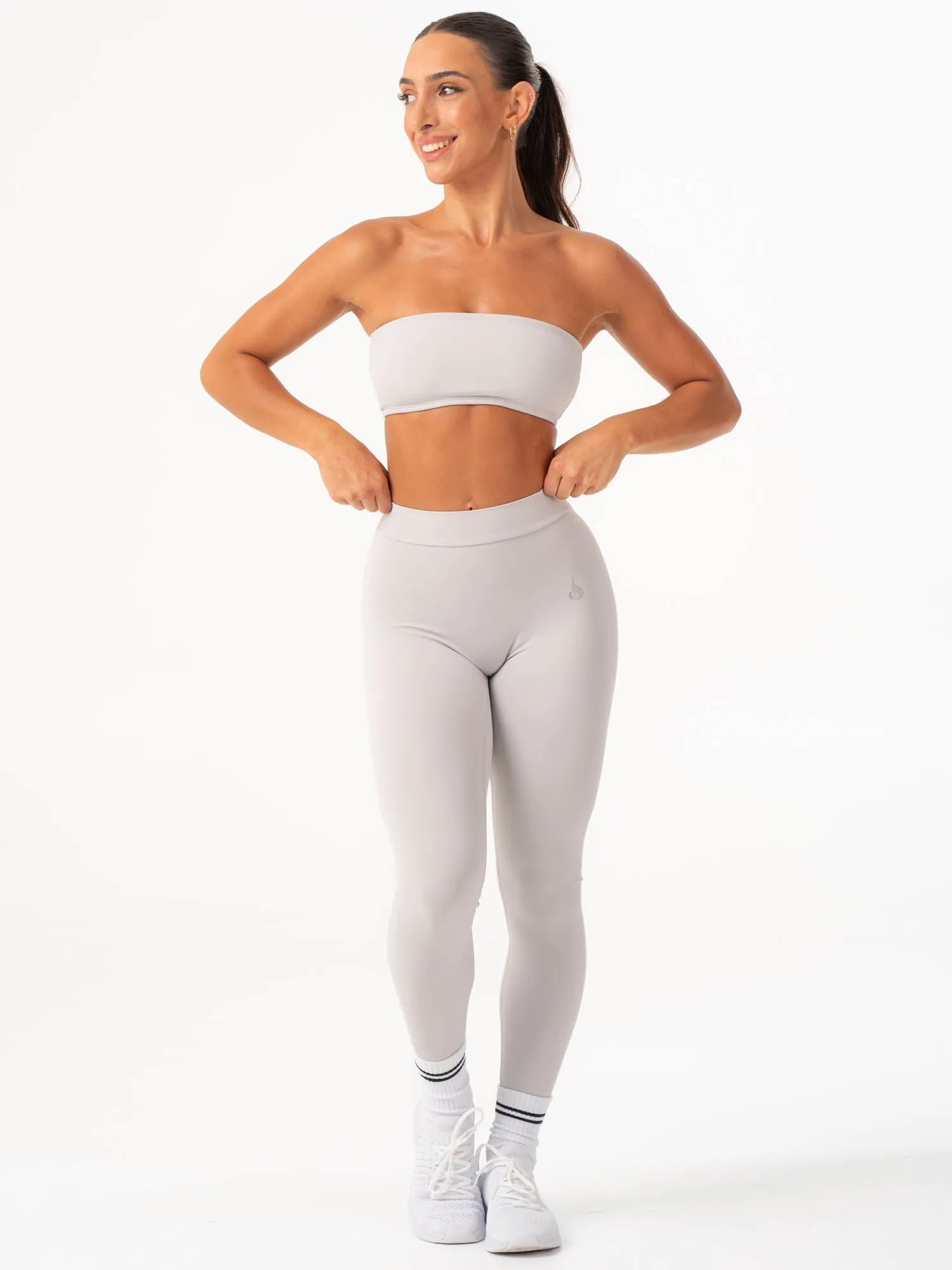 NKD V Scrunch Leggings - Sugar Dust