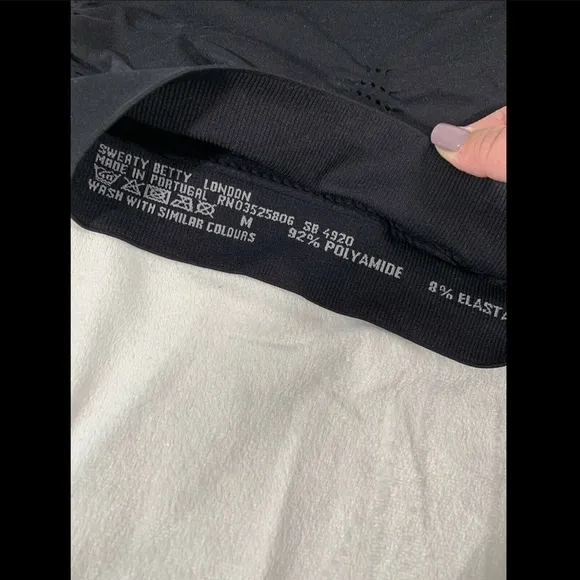 NWT‎ $50 Sweaty Betty Stamina Sports Bra in Black [SZ Medium ]