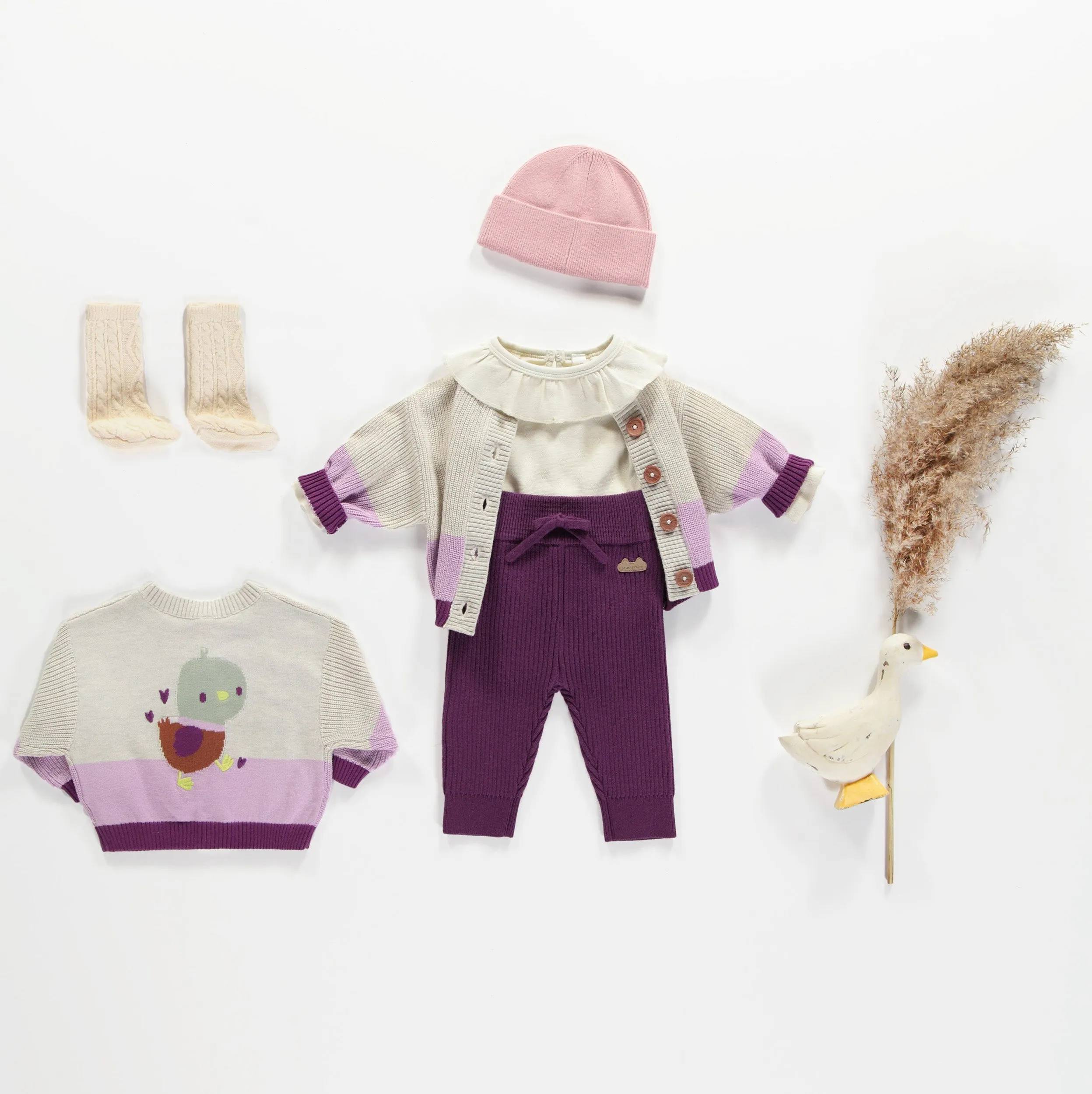 Pantalon en tricot  mauve style jogging, naissance || Purple knitted pants jogger style, newborn