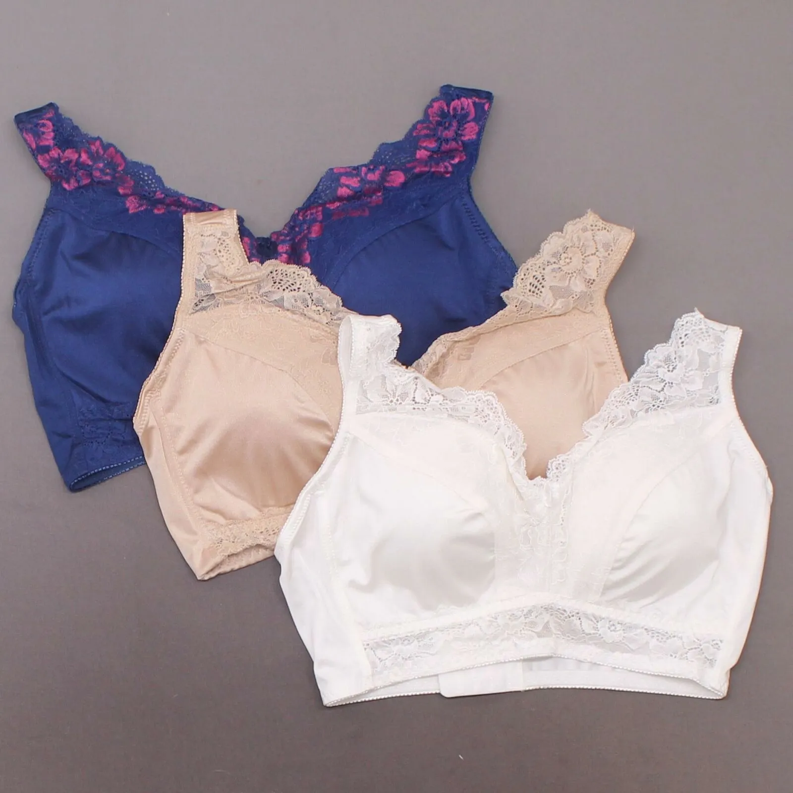 Rhonda Shear 3 Pack Betty Pin-Up Bras with Pads and Adjustable Back Darks 1X