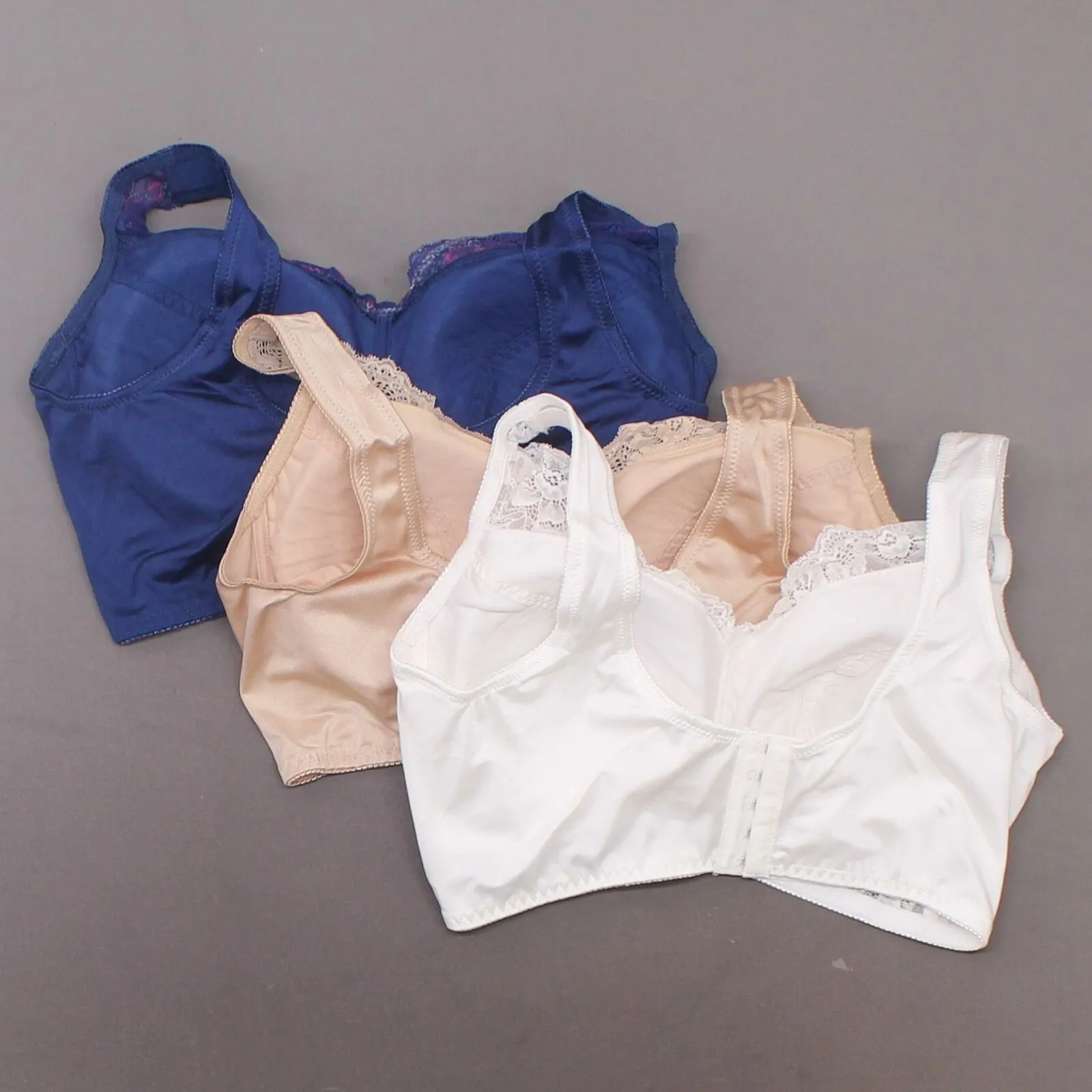 Rhonda Shear 3 Pack Betty Pin-Up Bras with Pads and Adjustable Back Darks 1X