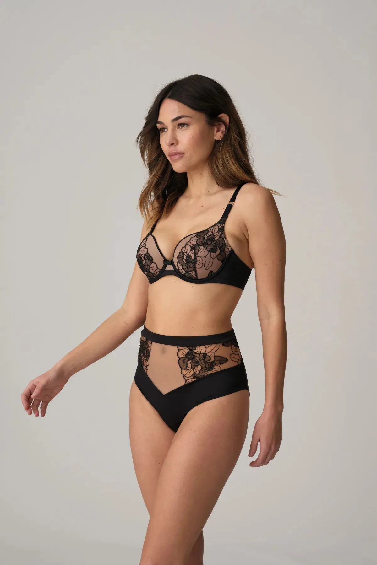 Sancha Padded Heartshape Bra In Black - Marie Jo