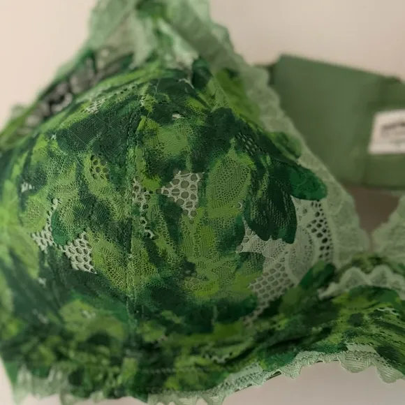Set of 2 Aerie Real Power Wireless Push Up Sunkissed Lace Bras