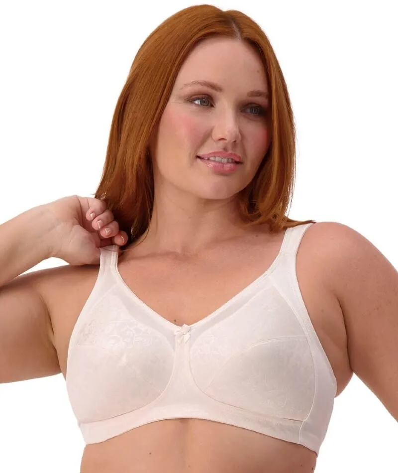 Triumph Endless Comfort Soft Cup Wire-Free Bra - Fresh Powder