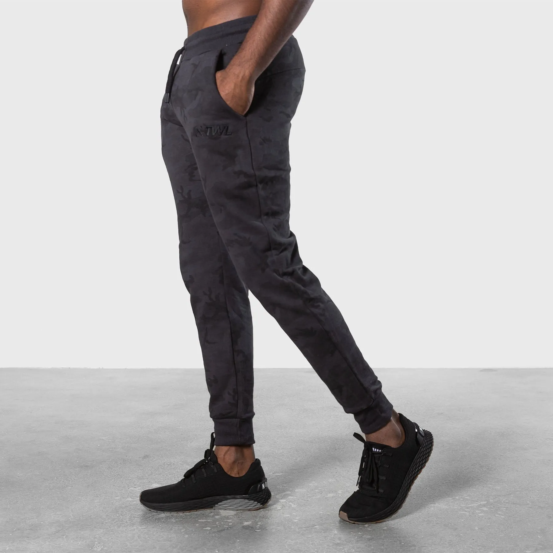 TWL - MEN'S REFORM JOGGING PANTS - CAMO